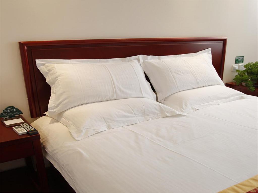 Greentree Inn Shanghai Dongming Road Subway Station Express Hotel Exterior photo